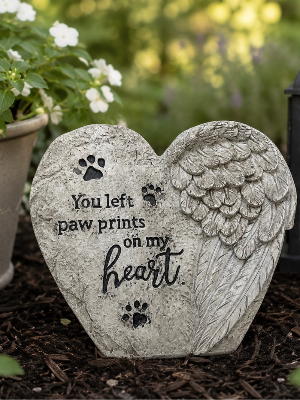Pet Memorial Garden Marker Angel Wing Heart Grave Marker Paw Prints NWT